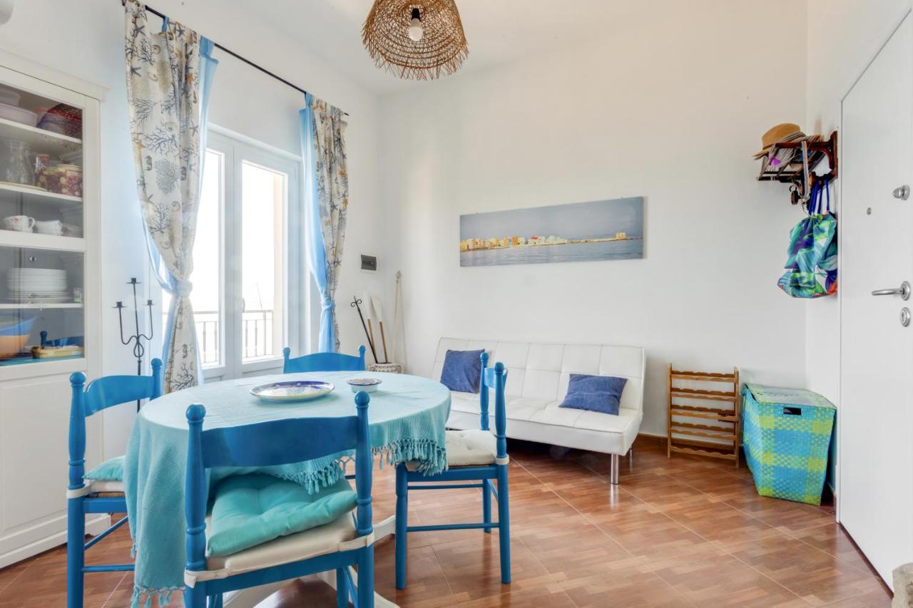 Seaview Apartment *