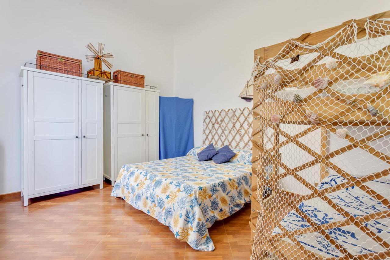 Seaview Apartment *